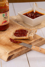 Laden Sie das Bild in den Galerie-Viewer, Nduja Spilinga Kalabrisch: Der Feurige Geschmack Süditaliens".