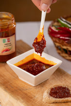 Laden Sie das Bild in den Galerie-Viewer, Nduja Spilinga Kalabrisch: Der Feurige Geschmack Süditaliens".