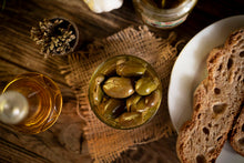 Laden Sie das Bild in den Galerie-Viewer, Oliven ohne Stein