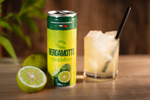 Laden Sie das Bild in den Galerie-Viewer, Bergamotte Getränk kalabrisch 12% 24x250ml Dose
